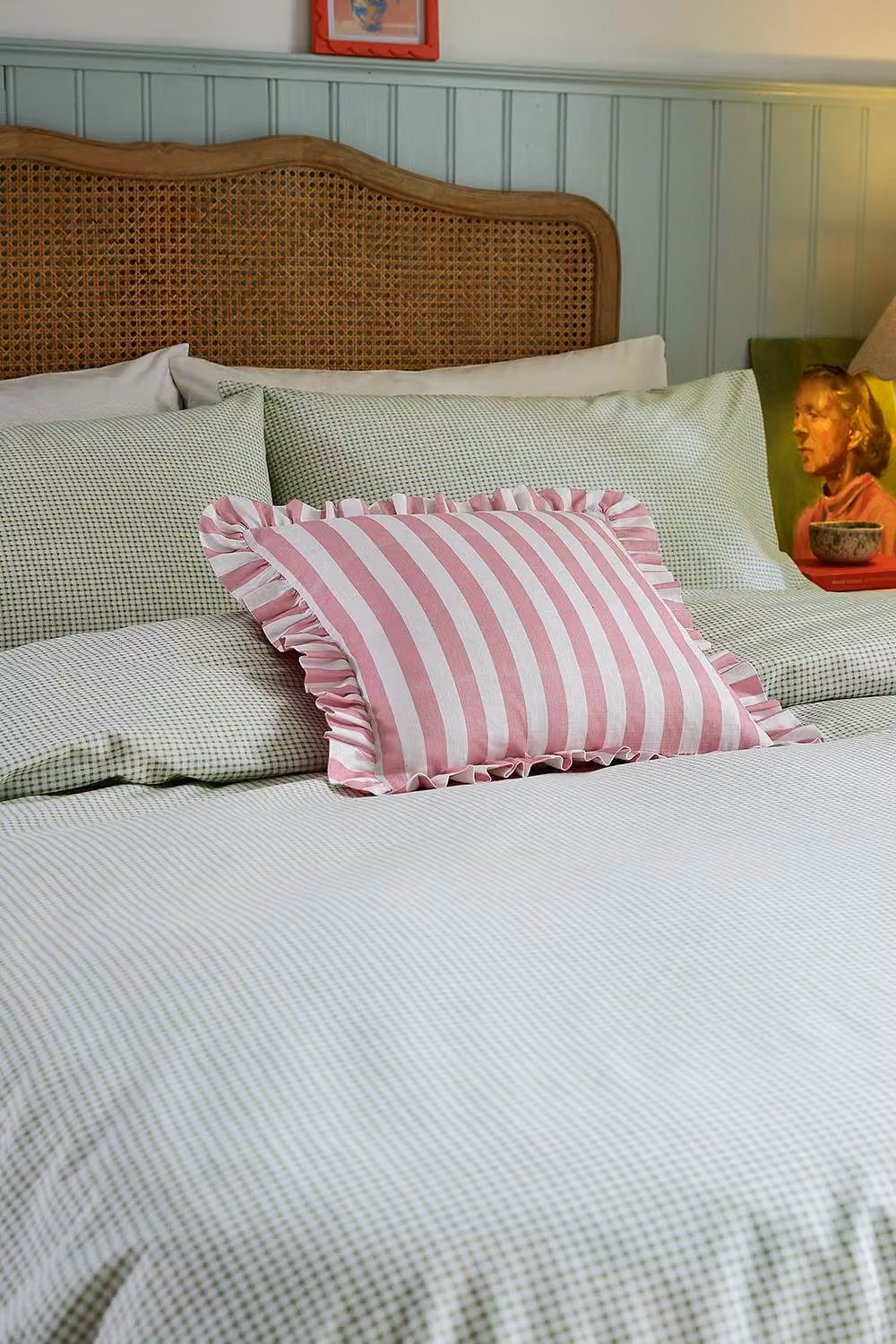 Helena Springfield Gingham Cotton Duvet Cover and Pillowcase Set in Green, W/D/H: 140 x 200 cm – 2