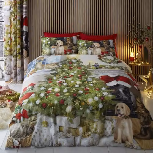 Fusion Christmas Dogs and Tree Duvet Cover Set with 2 Pillowcases, Multicolour, 200 x 200 cm – 1