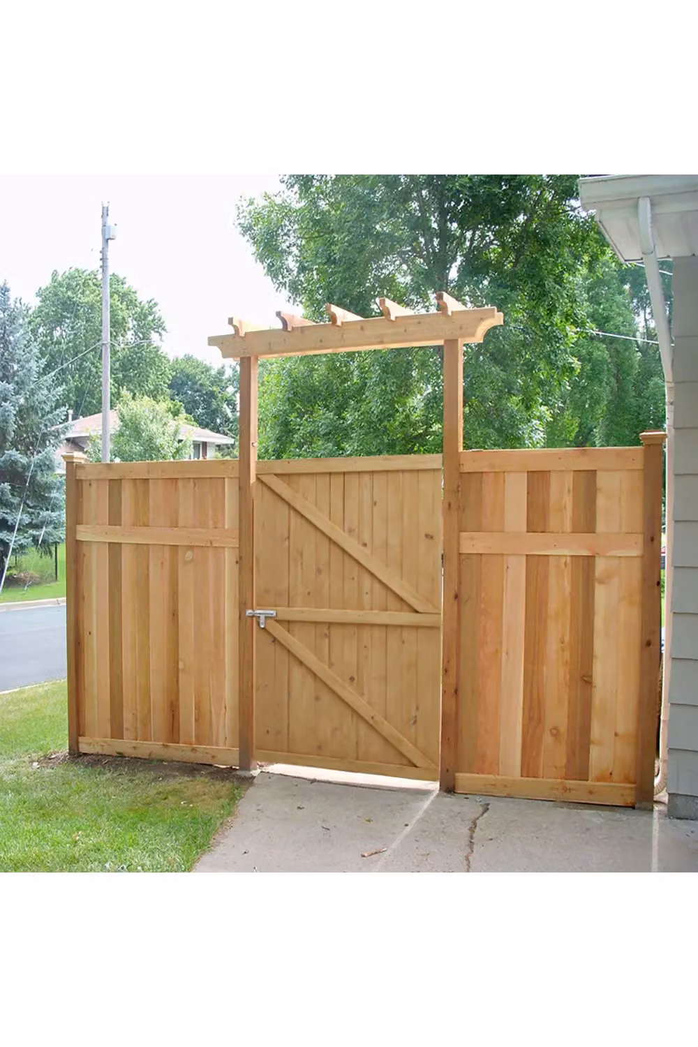 Living and Home Brown Wood Garden Gate with Latch, H: 152.0 cm x W: 91.0 cm – 2