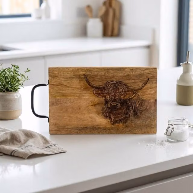 Garden Greatness Highland Cow Wooden Chopping Board, Brown and Multicolour, W: 35.3 cm, D: 19.6 cm, H: 2.0 cm
