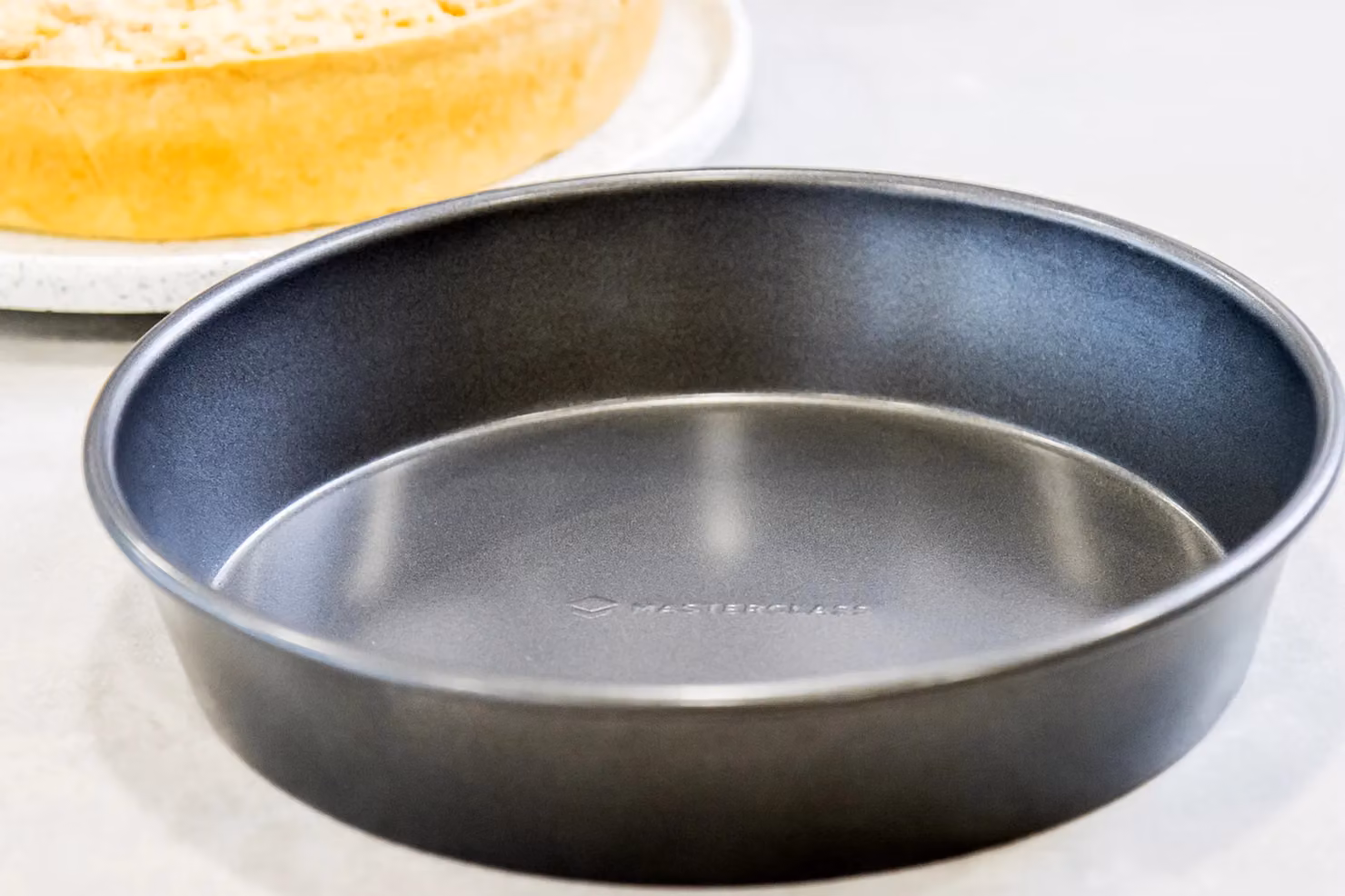 MasterClass Non-Stick Round Carbon Steel Cake Tin, 23 cm, Grey – 7