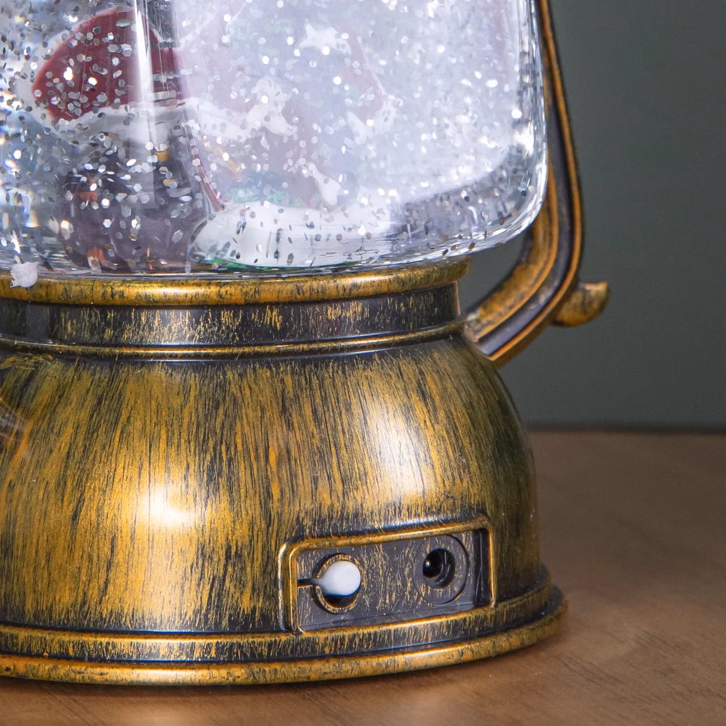 Samuel Alexander Gold Antique Lantern Christmas Water Spinner with Santa Scene, Diameter: 24 cm – 2