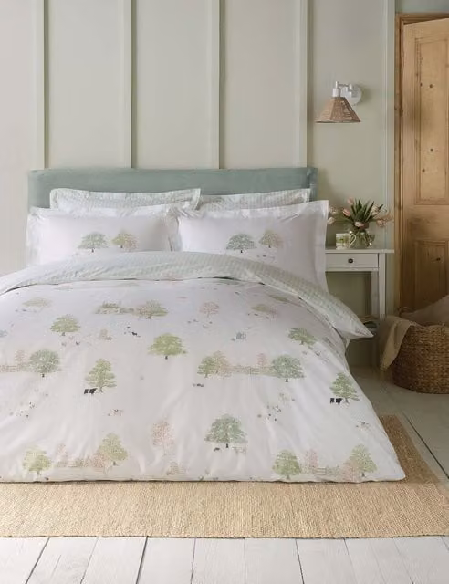 Sophie Allport Spring Cottage Pure Cotton Bedding Set in White Mix