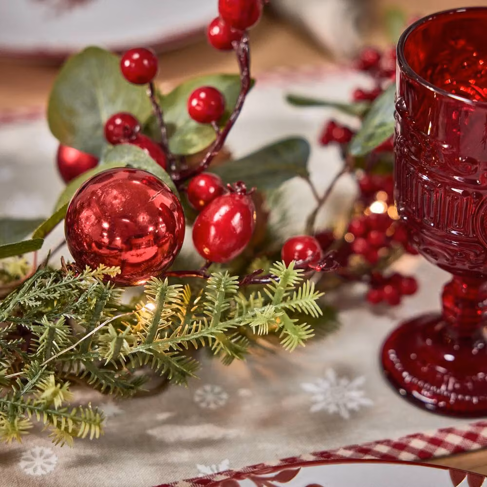 Dibor Berries and Baubles Pre-Lit Christmas Table Decor Garland in Green, Red and Gold, 150 cm – 3