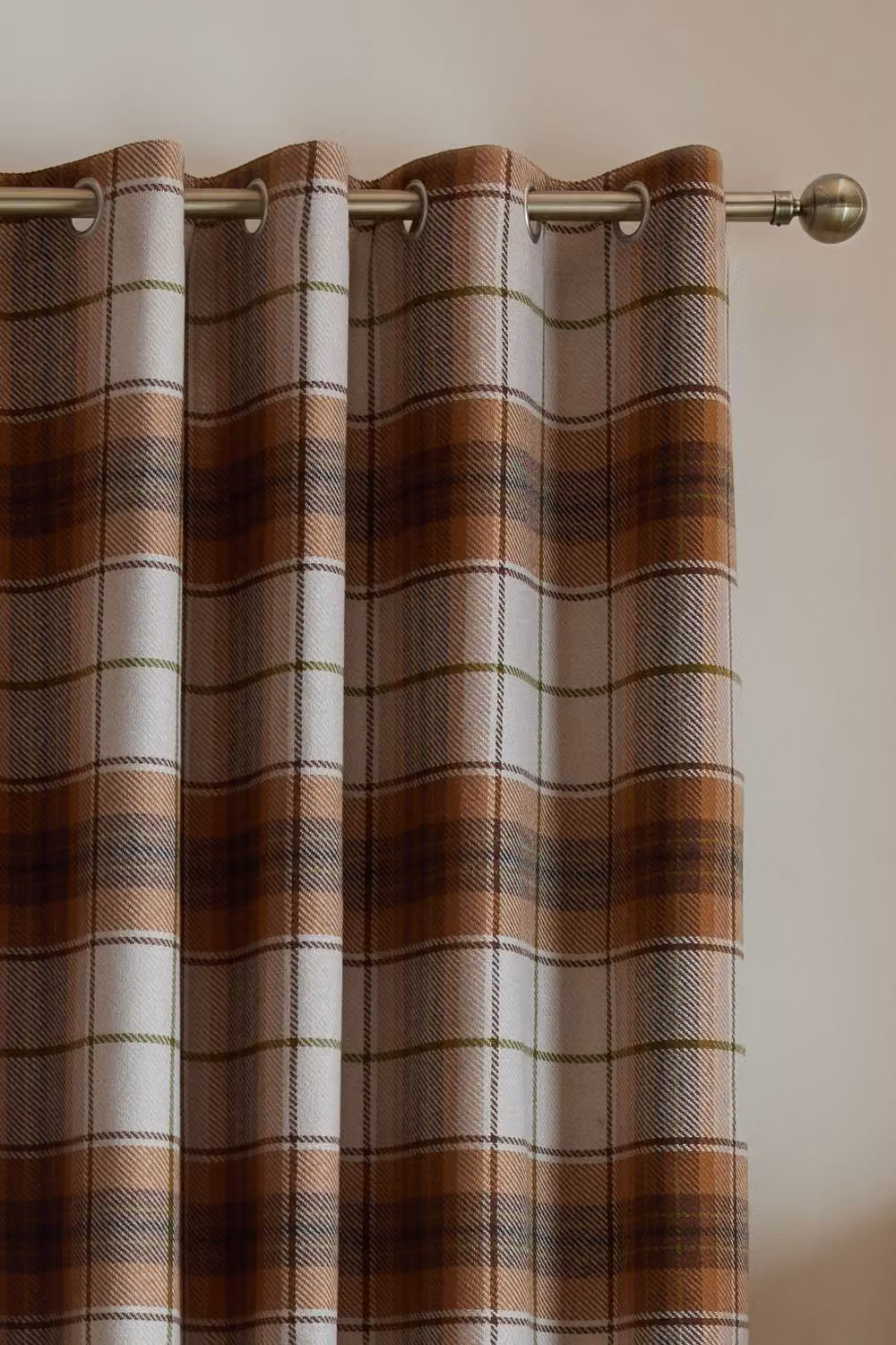 Catherine Lansfield Brushed Woven Glencoe Check Thermal Eyelet Curtains in Terracotta, Width: 229 cm, Drop: 229 cm – 2