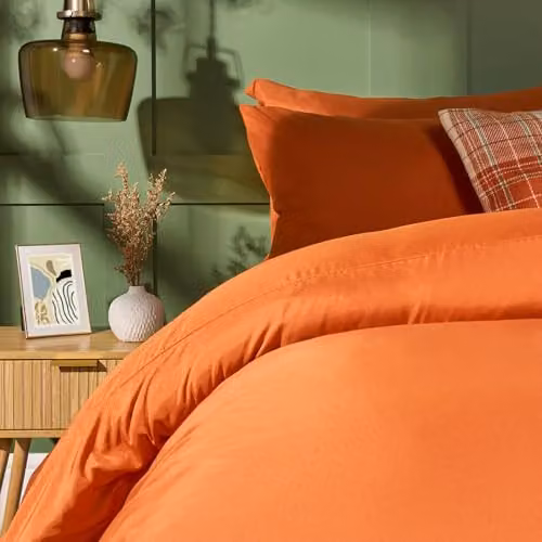 Brentfords Double Duvet Set in Rust, Microfibre Polyester Plain Dyed Duvet Cover and 2 Pillowcases, 200 x 200 cm – 1