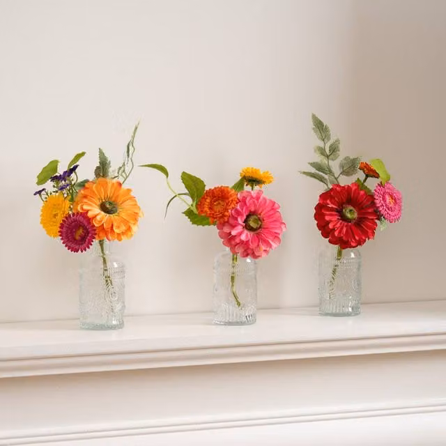 Scottish Everlastings Ltd Set of 3 Multi Floral Mini Posies with 3 Glass Vases in Multicolour