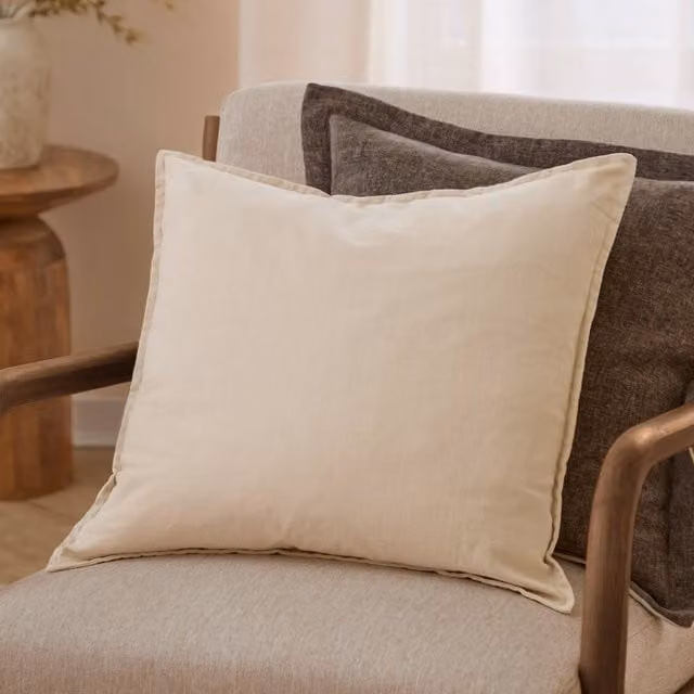 Yard Square Slub Cotton and Linen Cushion in Beige, W/D/H: 50 x 50 x 50 cm – 1