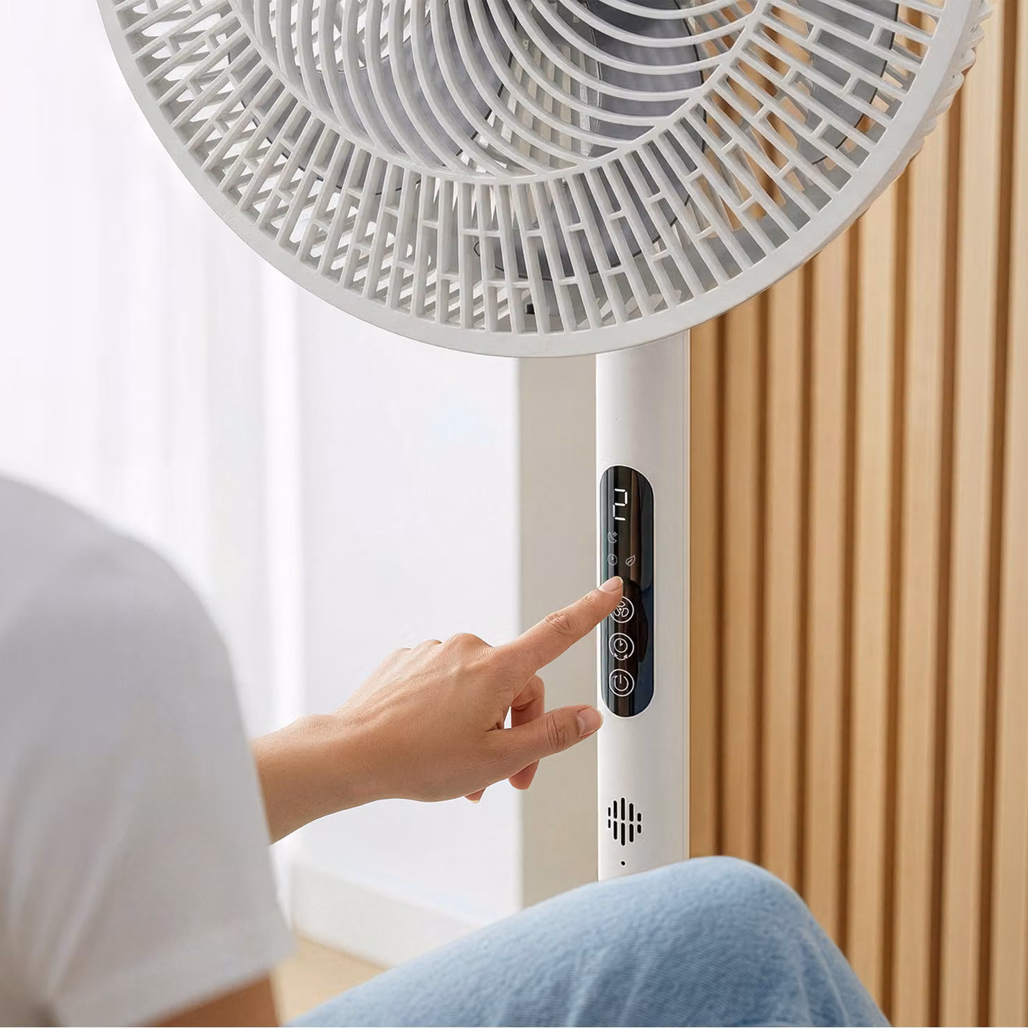 Pro Breeze AirFlo Slim 43 inch Hybrid Pedestal Fan in White with Timer – 3