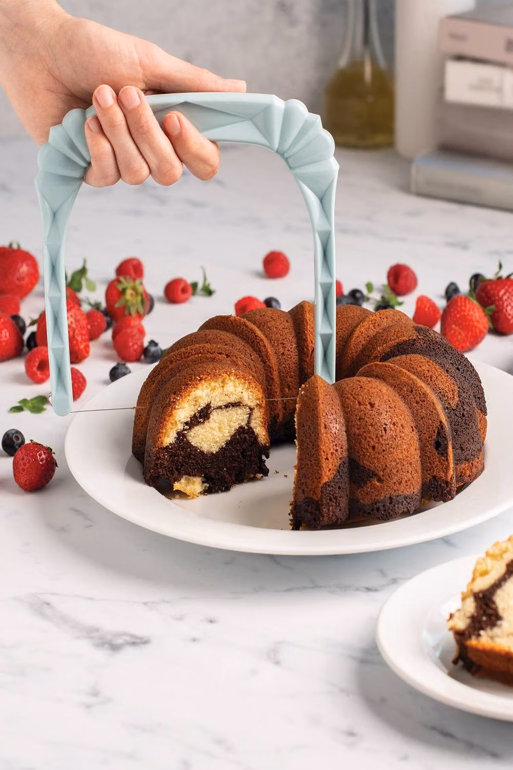 Nordic Ware Pine Forest Bundt Pan and Bundt Slicer, Silver, Non-Stick Aluminium – 2