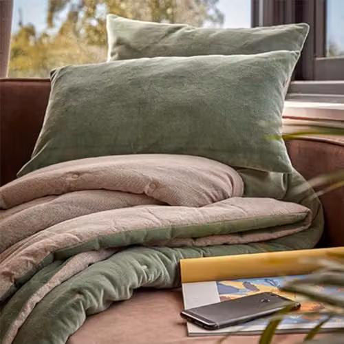 Christy Jaipur Quilted Cotton Velvet Throw in Green, W: 140 cm, D: 200 cm – 3