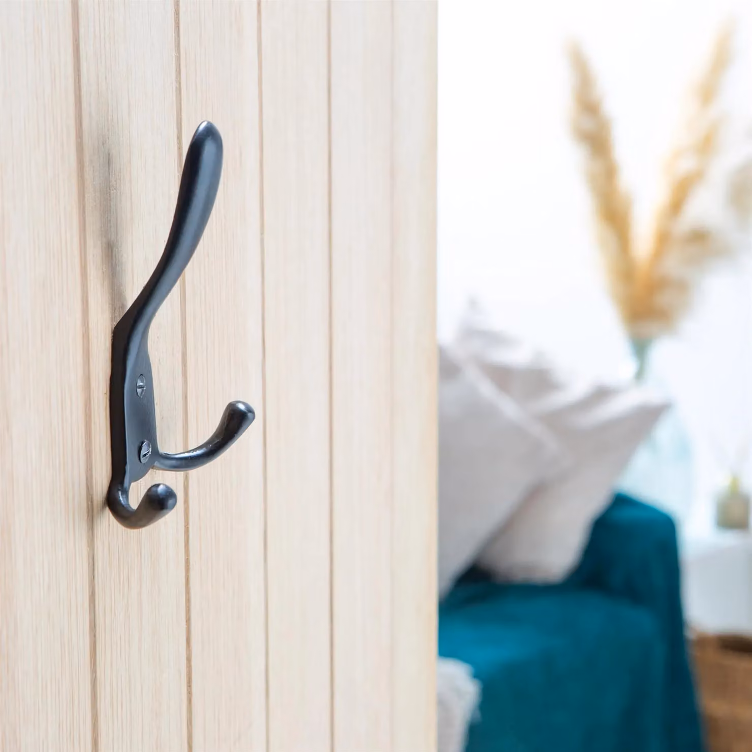 Hammer and Tongs Rustic Black Double Robe and Hat Hook, W: 90 mm, H: 140 mm – 3