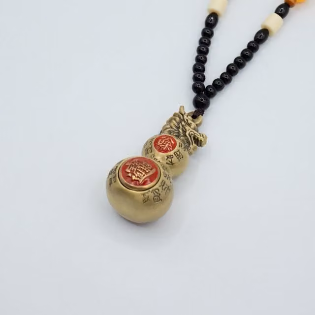 KDMK Gold and Red Metal Feng Shui Gourd Hanging Ornament with Dragon Symbol