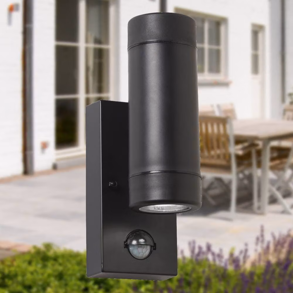 First Choice Lighting Gale Polypropylene Coastal PIR Motion Sensor Wall Light in Black – 2