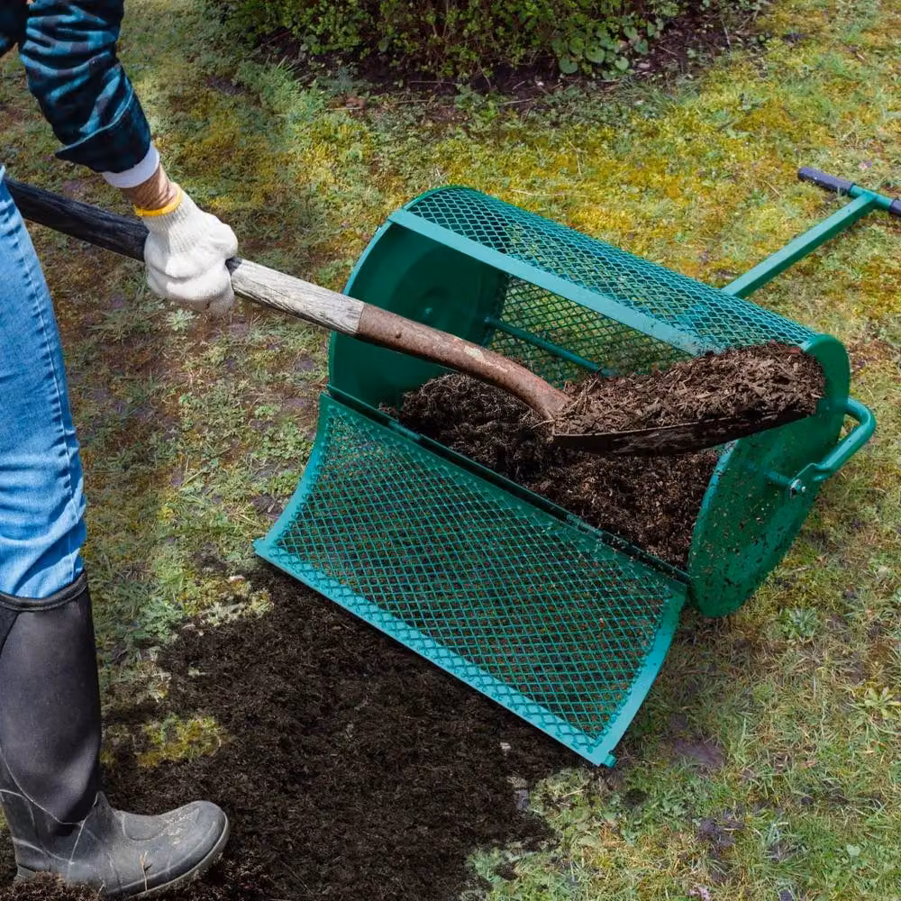Monstershop Manual Compost and Peat Moss Spreader in Green – 5