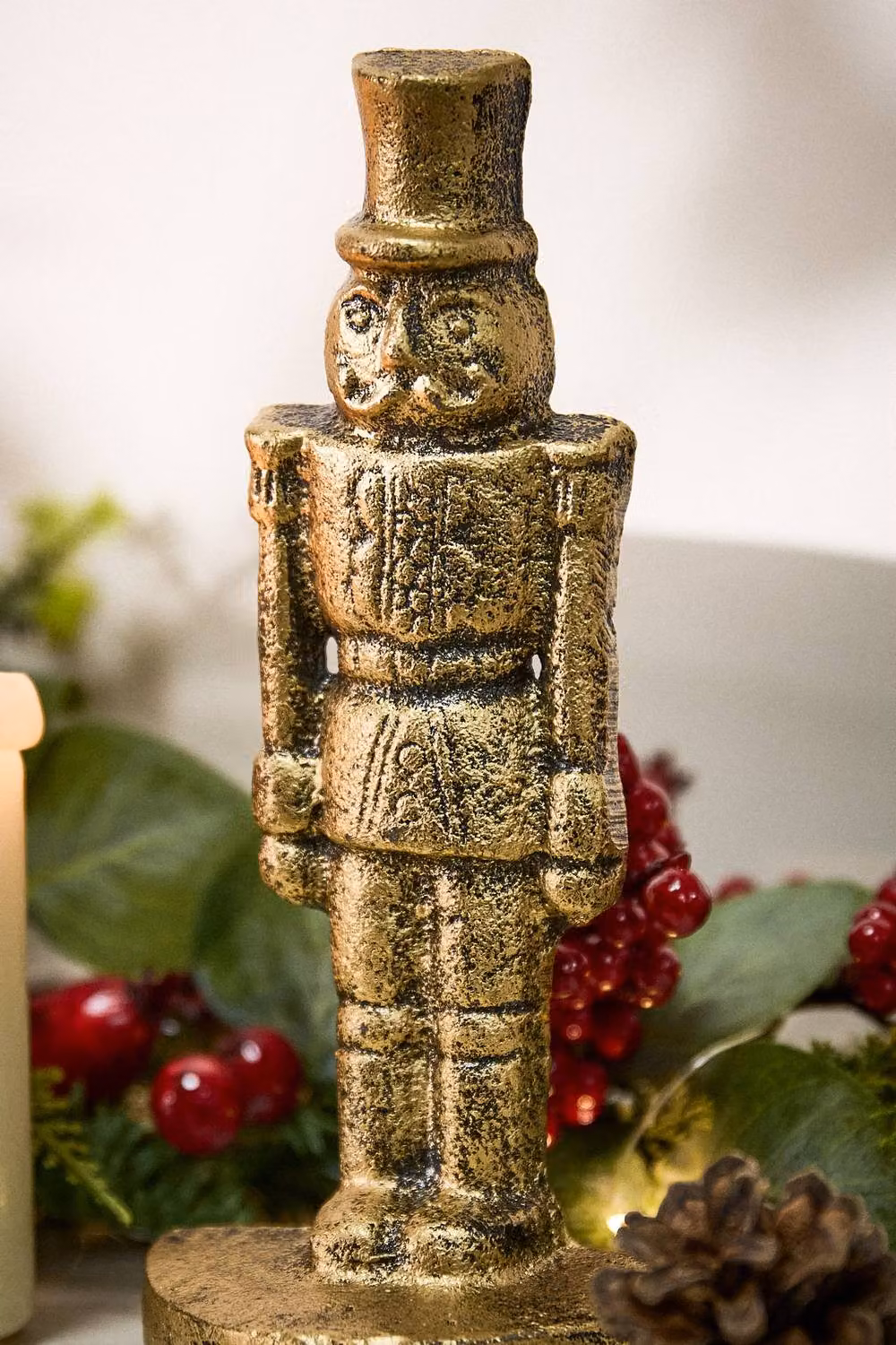 Dibor Gold Nutcracker Decorative Metal Christmas Stocking Holder – 2