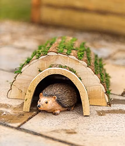 Garden Mile Predator Proof Wooden Hedgehog House and Hibernation Shelter with Bark Roof in Brown – 1