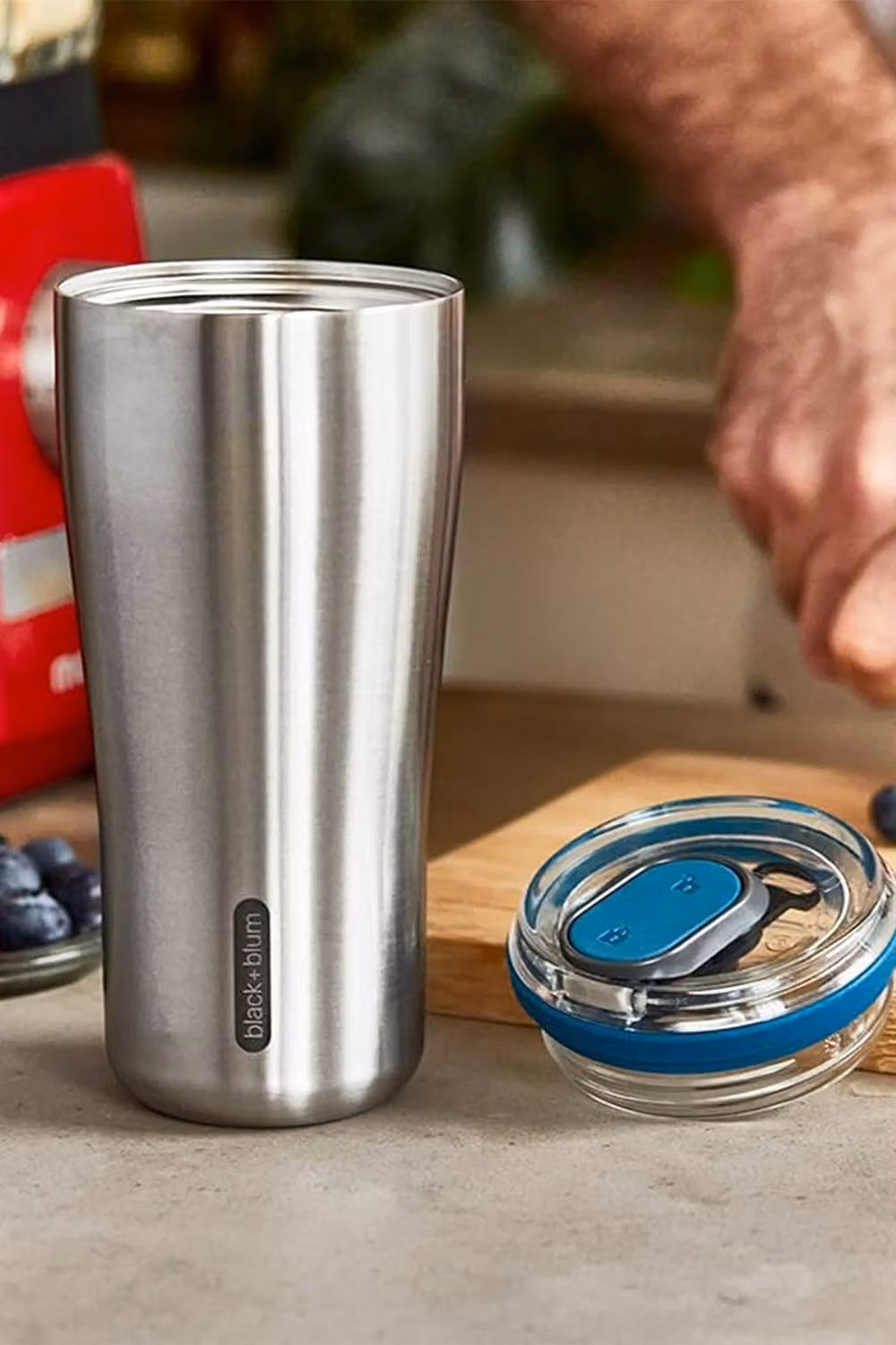 Black + Blum Insulated Stainless Steel Travel Tumbler, 600ml, Blue and Black – 3