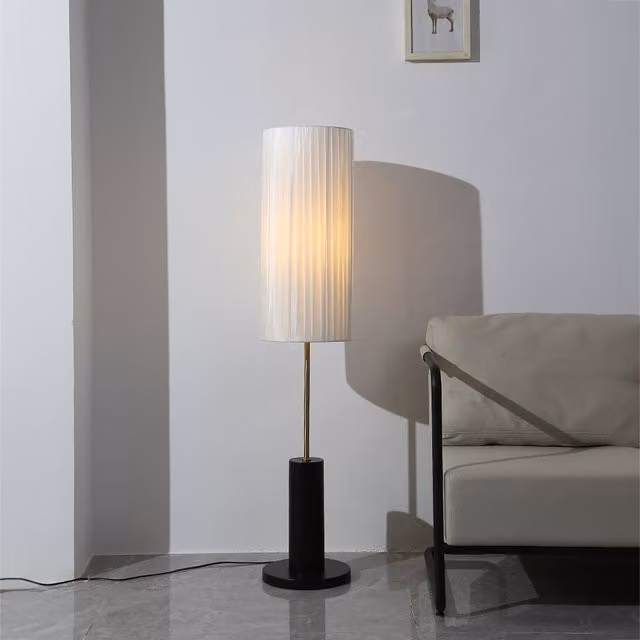 Livingandhome Retro Floor Lamp with Fabric Cylinder Shade in White
