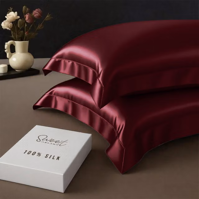 Sweet Dreams Luxury Red Silk Oxford Pillowcase