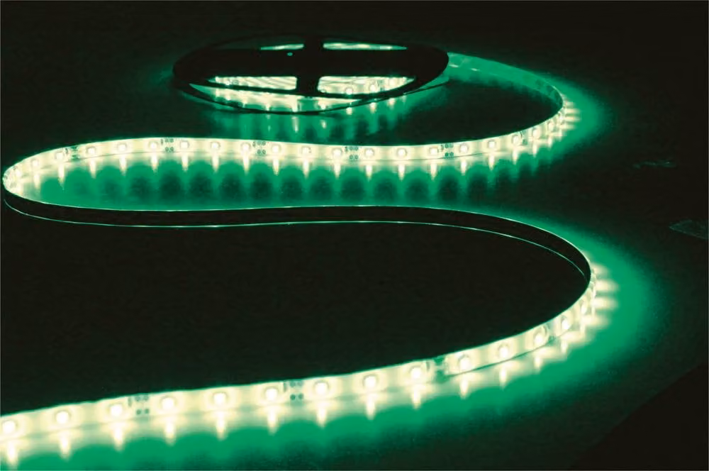 Eagle 12V IP65 Single Colour Green LED Tape Light Kit with 5M Length and In-line Power Supply – 2