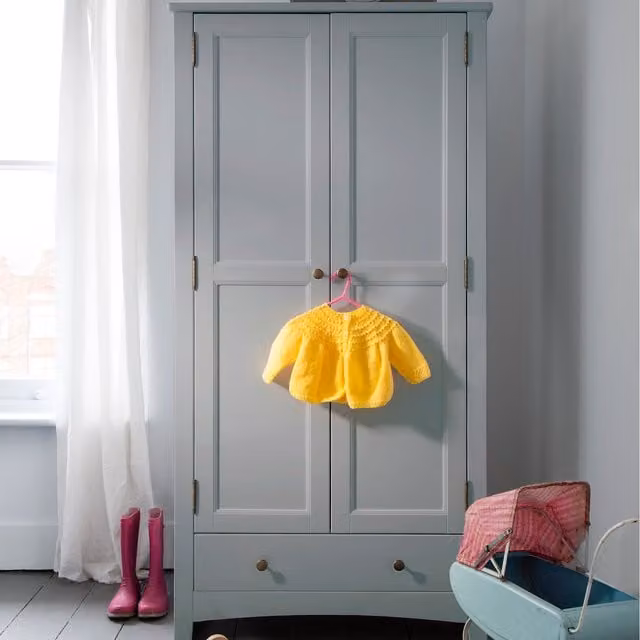 Noa and Nani Birte Wardrobe in Grey with Integrated Drawers and Hinged Doors