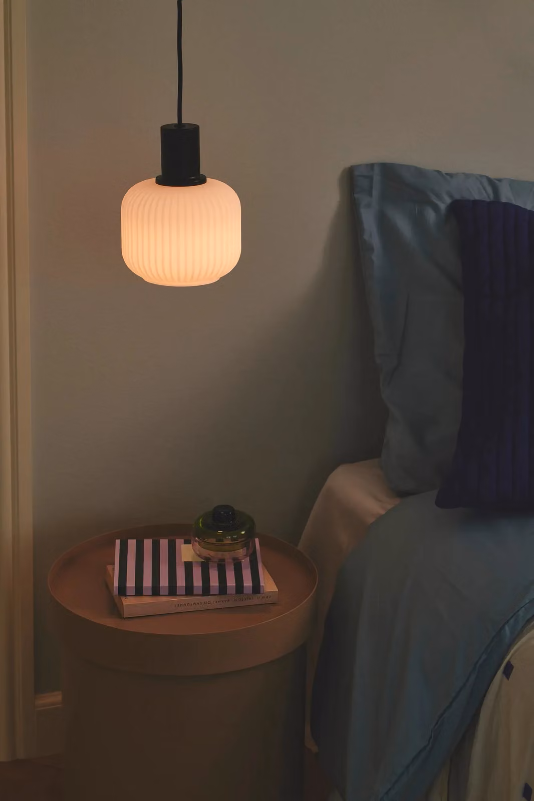 Nordlux Milford Modern Cylinder Pendant Light in Black Glass and Metal, E27, Diameter: 15 cm – 2