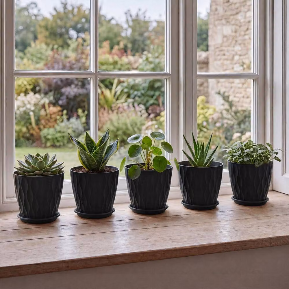 Toque 5-Piece Black Plastic Indoor Plant Pots with Drainage, 20 cm – 2