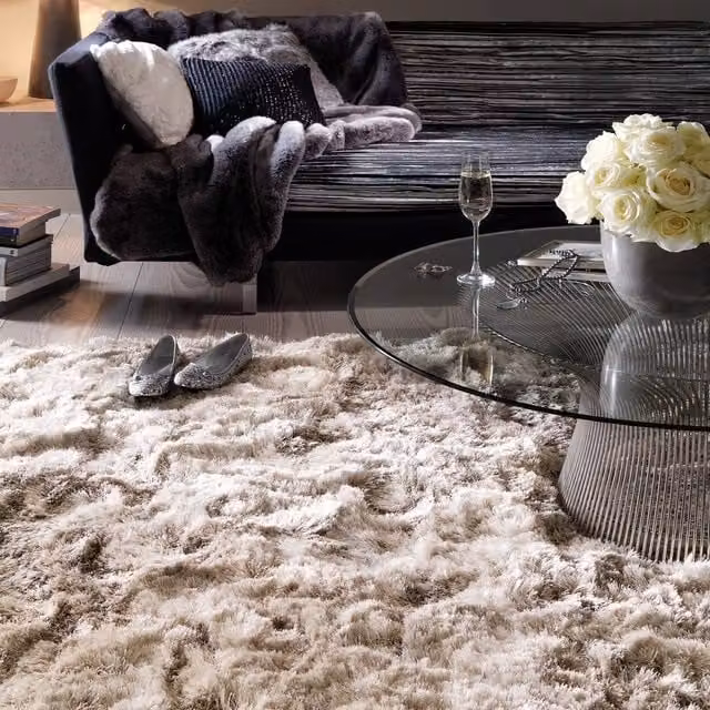 The Rug Shop UK Handmade Plain Shaggy Sparkle Luxurious Anti-Shed Area Rug in Beige, W/D: 150 x 150 cm – 1