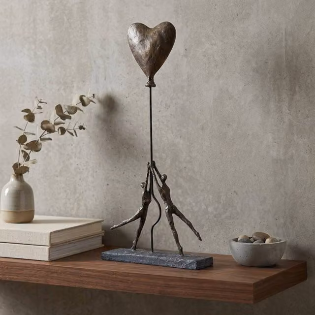 Garden Greatness Relica Couple Heart Balloon Sculpture in Bronze and Brown