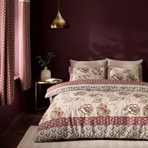 Catherine Lansfield Kashmir Paisley Floral Reversible King Duvet Cover and Pillowcase Set in Multicolour