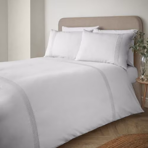 Catherine Lansfield White Pintuck Easy Iron Percale Duvet Cover and Pillowcase Set, W/D/H: 200 x 200 cm