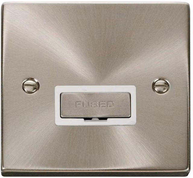 SE HOME White and Brushed Chrome 13A Fused Ingot Surface Socket