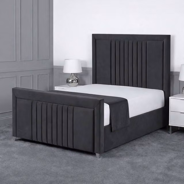 Living Comfort Bedz Celeste Plush Velvet Upholstered Bed with Slatted Base in Charcoal Grey, Size: Double (W/D/H: 140 x 200 cm)