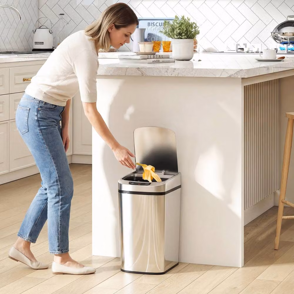 HOMCOM 12L Automatic Motion Sensor Kitchen Bin in Silver – 2
