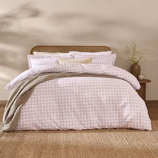 Yard Barton Reversible Gingham Check 100% Cotton Duvet Cover and Pillowcase Set in Pink, W/D/H: 200 x 220 cm and 140 x 200 cm