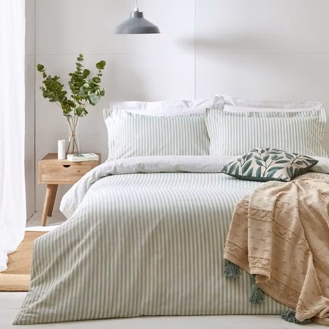 Make it a Home Hebden Striped Reversible Duvet Cover and Pillowcase Set, Green, 90 x 200 cm