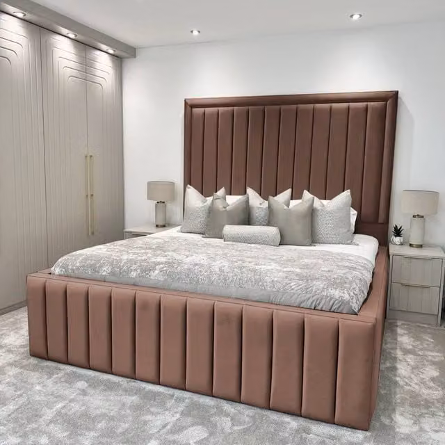 UK Bed Furniture Hampton Modern Upholstered Velvet Bed Frame in Brown, W/D/H: 90 x 190 cm – 1