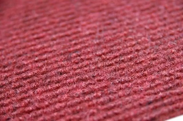 RugsX Malta Wall-To-Wall Rug in Red, 200 x 200 cm – 1