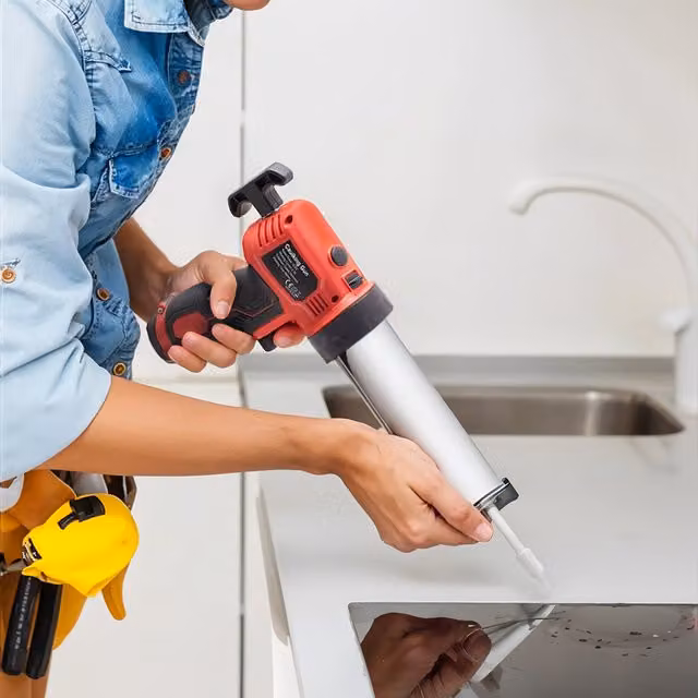 Livingandhome Cordless Electric Caulking Gun - Red