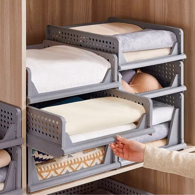 Livingandhome Stackable Plastic Wardrobe Drawer Unit Clothes Storage Basket in Grey, Small