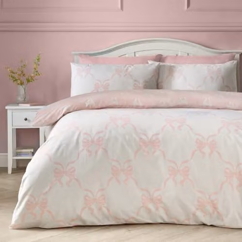 Catherine Lansfield Pretty Bows Reversible Duvet Cover and Pillowcase Set, Pink, W/D/H: 180 x 200 cm, Pillowcase: 50 x 75 cm – 1
