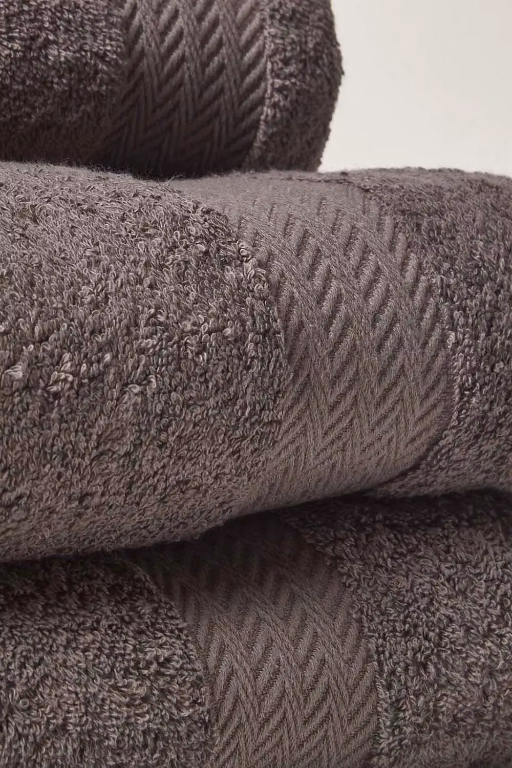 Homescapes 4 Piece Egyptian Cotton Towel Bale in Grey, 500 GSM – 3