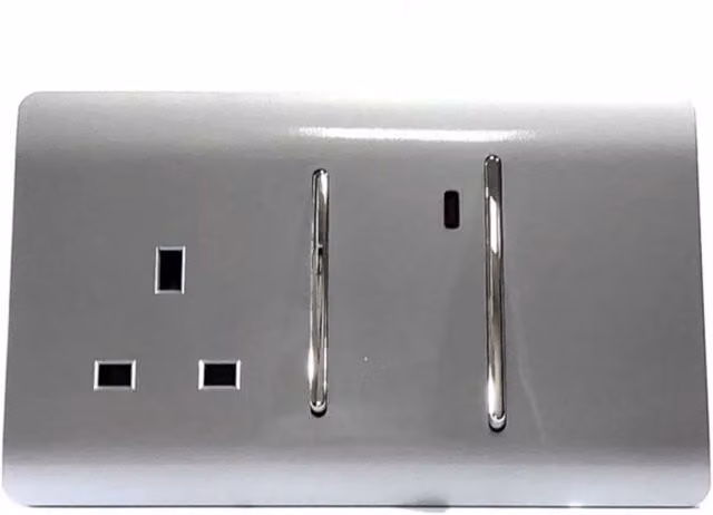 Trendi 45A Cooker Switch with Plug Socket and Neon Insert in Platinum Silver
