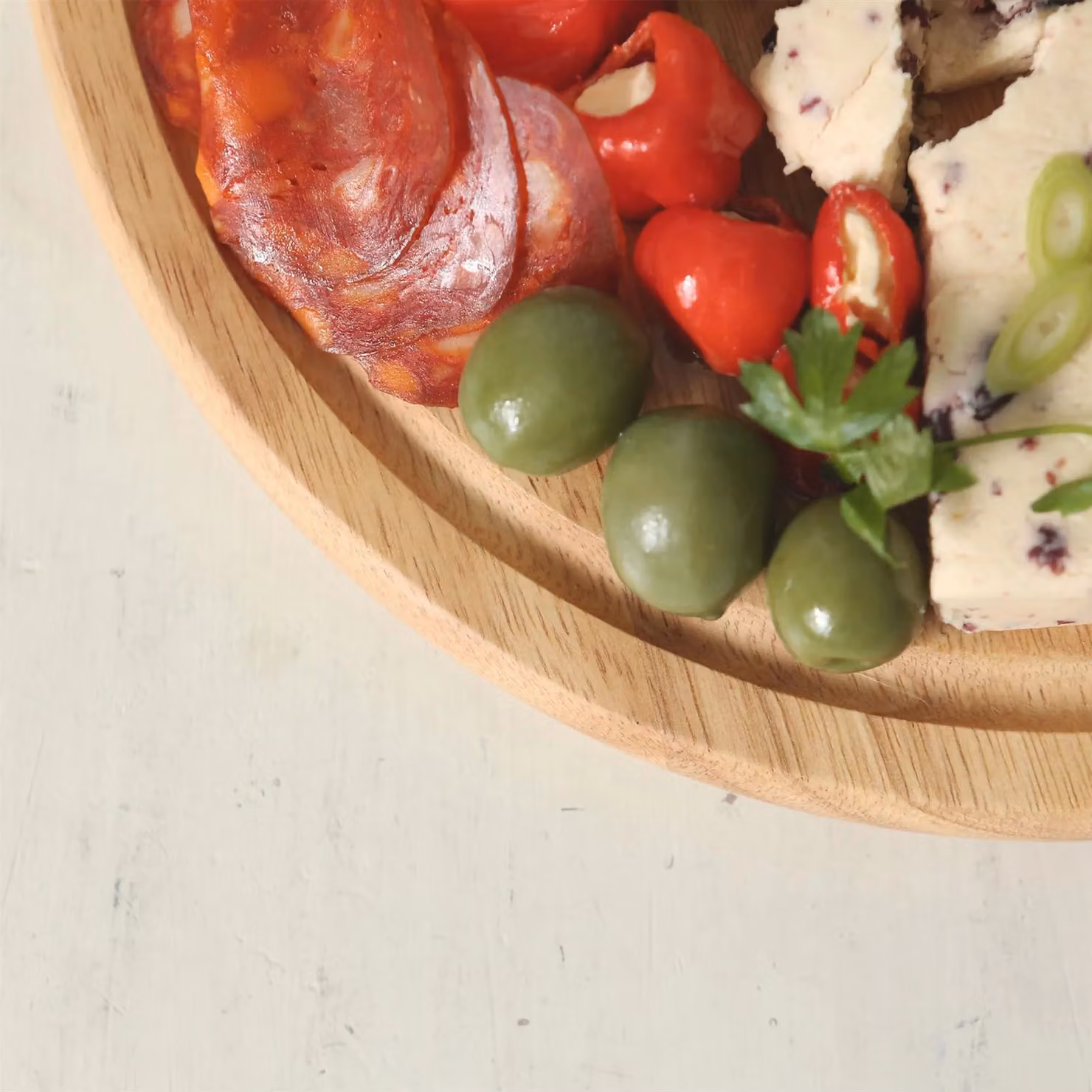 Argon Tableware Round Wooden Chopping Board with Groove, Brown, W/D/H: 30 x 30 x 2 cm – 4