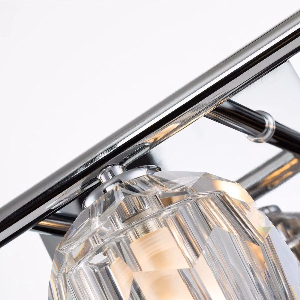 Quoizel Regalia Wall Lamp in Polished Chrome and Grey with Crystal Details, IP44 Rated for Bathrooms, Warm White 3000K – 2