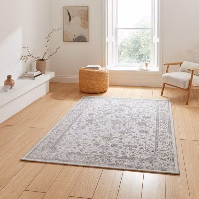 Terrys Creation 50112 Metallic Effect Yarn Rug in Grey Silver