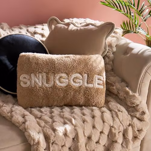 OHS Snuggle Plush Fleece Hand Warmer Pillow in Beige, W/D/H: 45 x 45 x 30 cm – 1