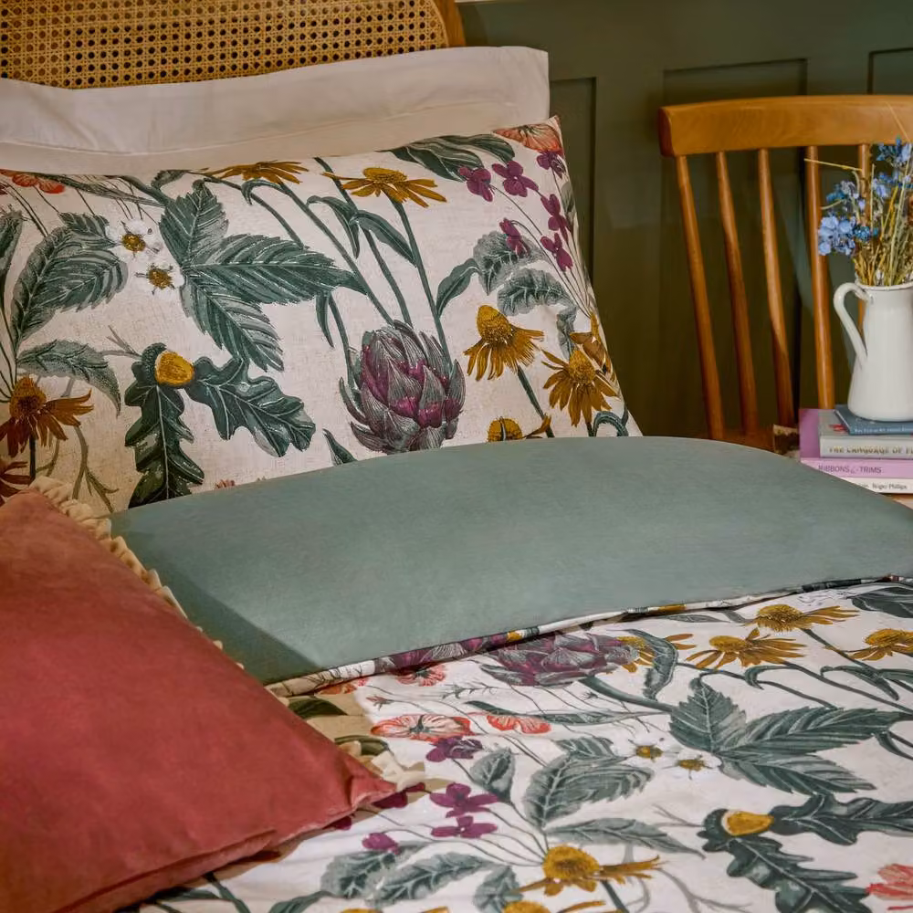 Wylder Florapedia Floral Cotton Blend Duvet Cover Set in White, W/D/H: 90 x 200 cm – 2