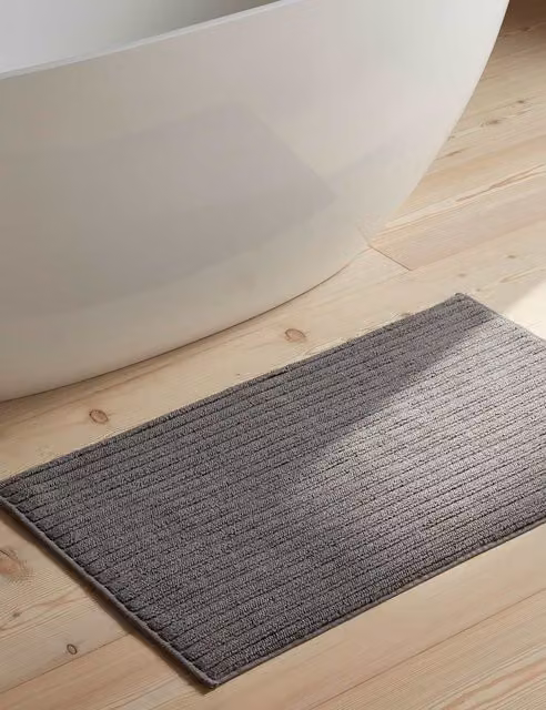 Bedfolk Pure Cotton Ribbed Plush Bathmat in Dark Grey